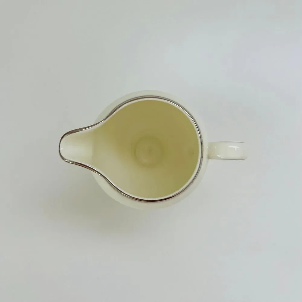WEDGWOOD Majesty Platinum Cream Globe Shape Creamer